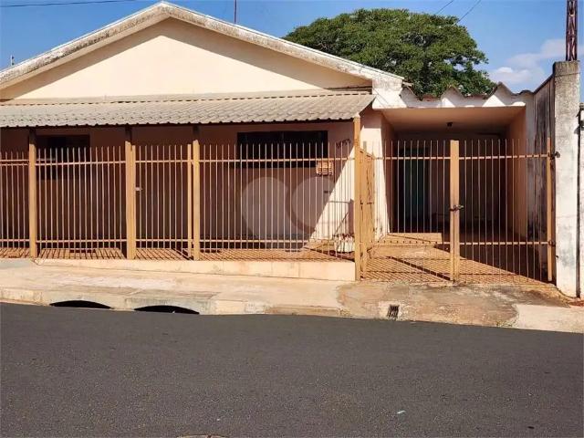 Casa venda em Região Imediata de Araraquara, Araraquara