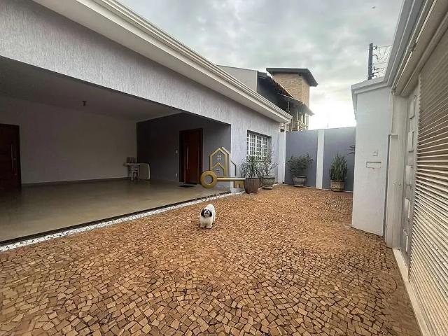 Casa venda em Região Imediata de Araraquara, Araraquara