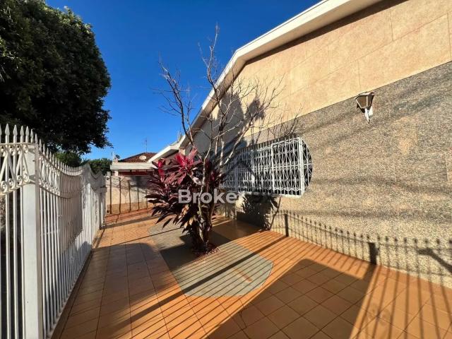 Casa venda em Região Imediata de Araraquara, Araraquara