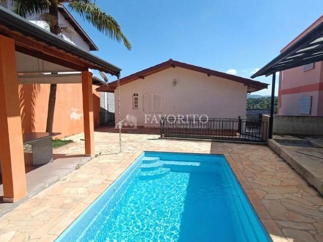 Casa venda em Atibaia