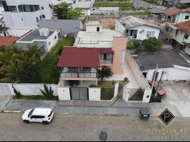 Casa venda em Região Geográfica Imediata de Itajaí, Balneario Camboriú