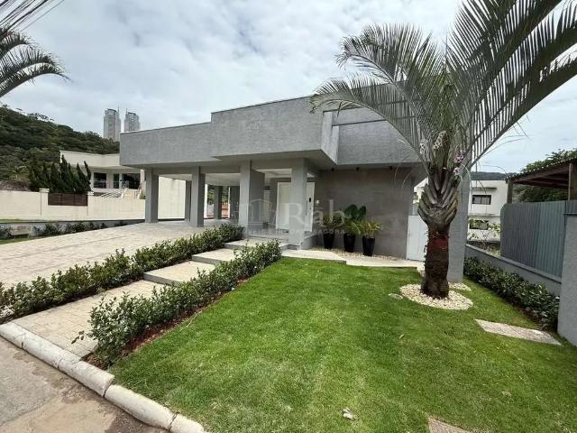 Casa venda em Região Geográfica Imediata de Itajaí, Balneario Camboriú