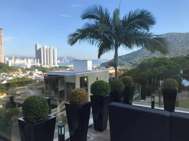 Casa venda em Região Geográfica Imediata de Itajaí, Balneario Camboriú