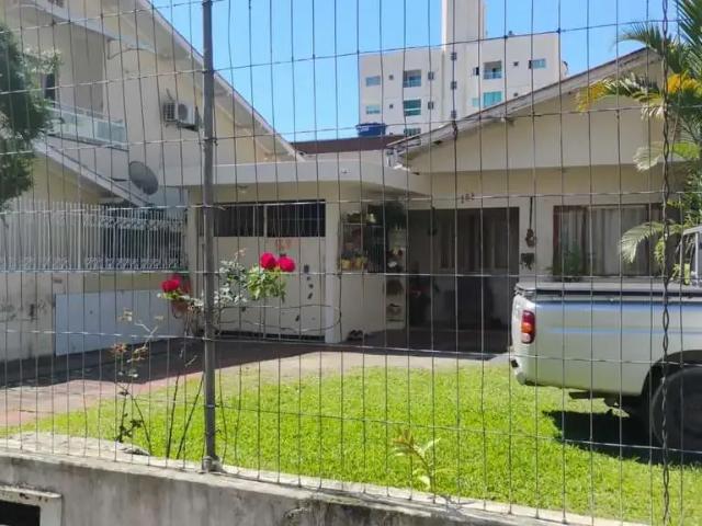 Casa venda em Região Geográfica Imediata de Itajaí, Balneario Camboriú