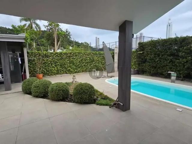 Casa venda em Região Geográfica Imediata de Itajaí, Balneario Camboriú