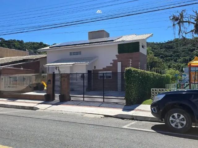 Casa venda em Região Geográfica Imediata de Itajaí, Balneario Camboriú