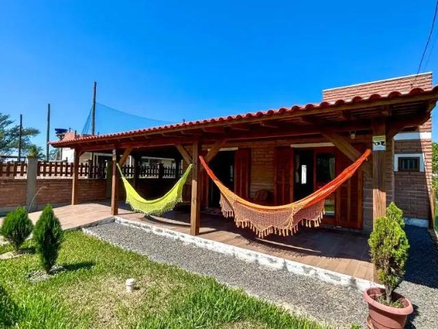 Casa venda em Balneário Gaivota, Região Geográfica Intermediária de Criciúma