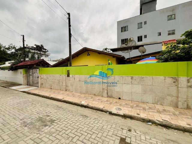 Casa venda em Balneário Piçarras, Região Geográfica Intermediária de Blumenau