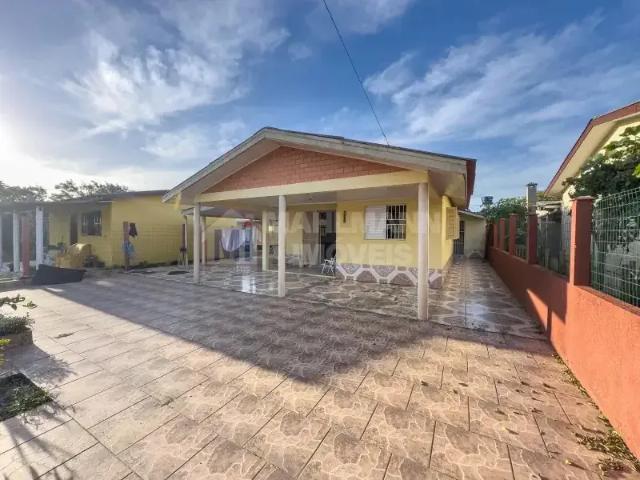 Casa venda em Balneário Pinhal, Região Geográfica Intermediária de Porto Alegre