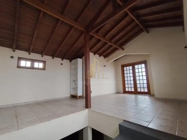 Casa venda em Região Imediata de Bauru, Bauru