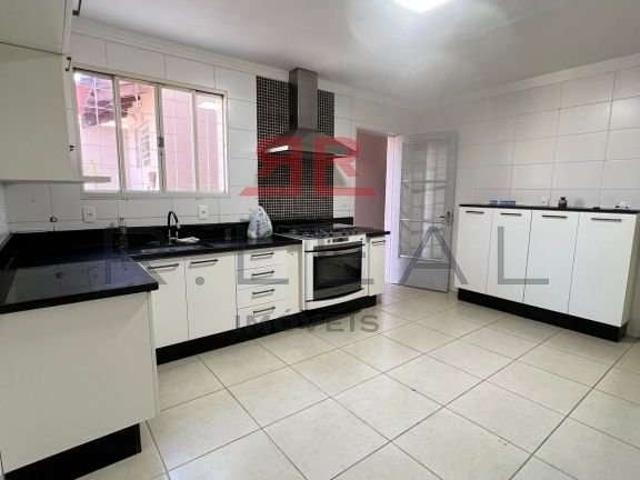 Casa venda em Região Imediata de Bauru, Bauru