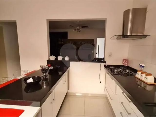 Casa venda em Região Imediata de Bauru, Bauru