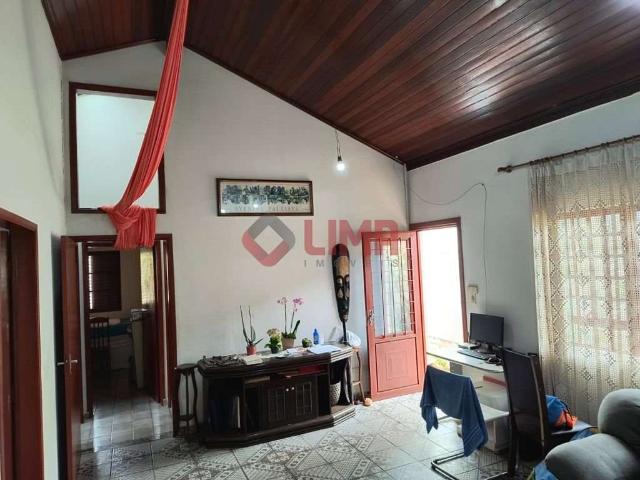 Casa venda em Região Imediata de Bauru, Bauru