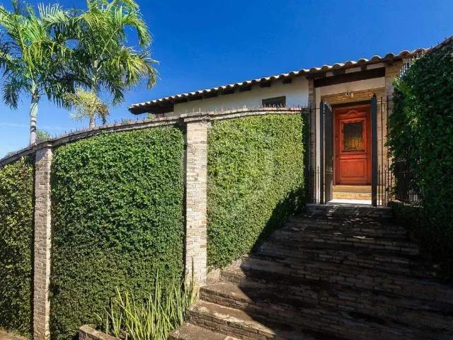 Casa venda em Região Imediata de Bauru, Bauru