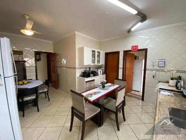 Casa venda em Região Imediata de Bauru, Bauru