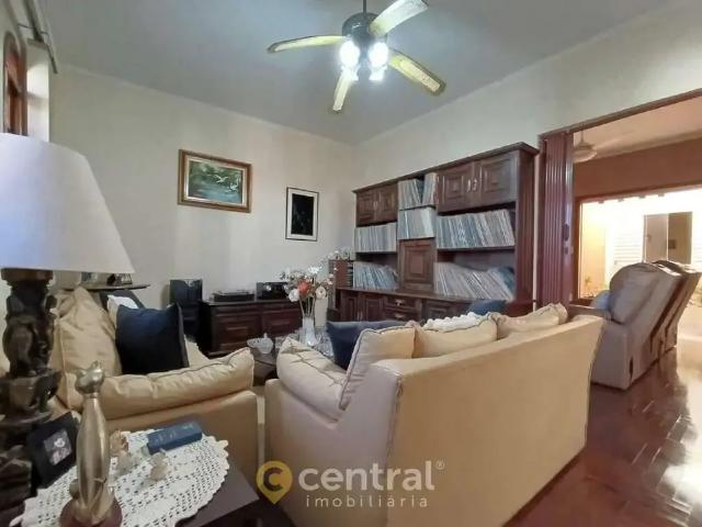 Casa venda em Região Imediata de Bauru, Bauru