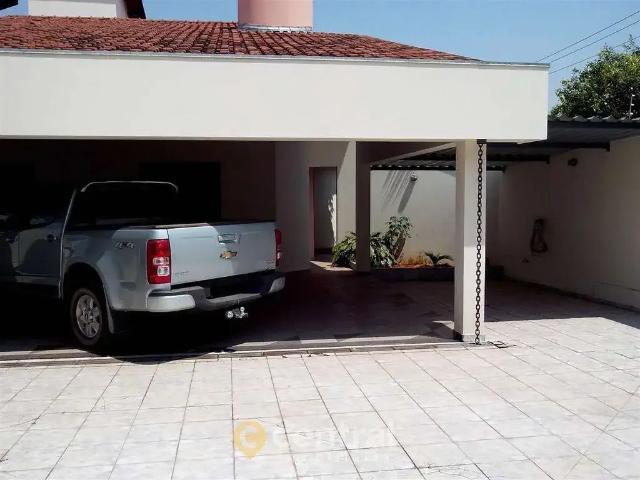 Casa venda em Região Imediata de Bauru, Bauru