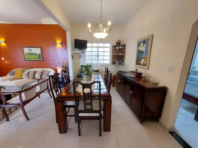 Casa venda em Região Imediata de Bauru, Bauru