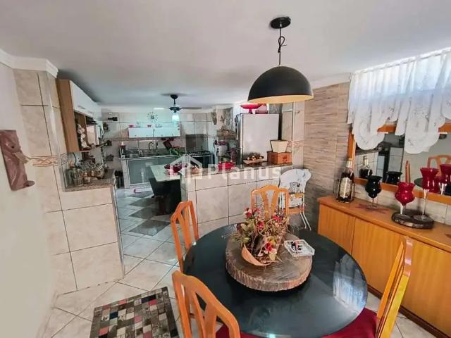 Casa venda em Região Imediata de Bauru, Bauru