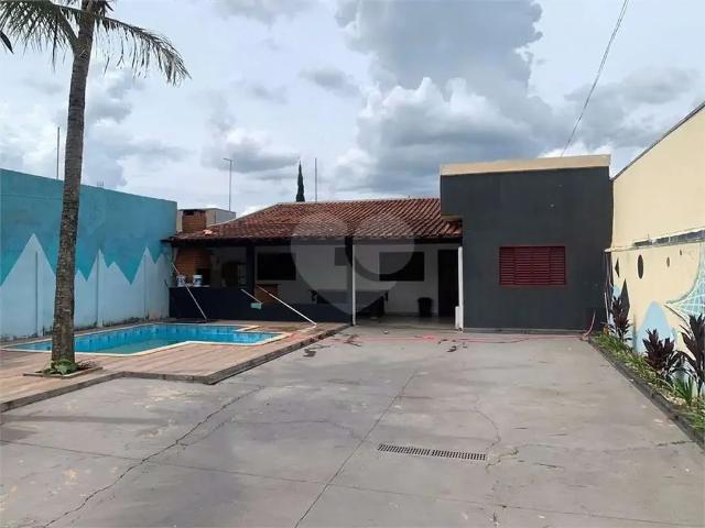 Casa venda em Região Imediata de Bauru, Bauru