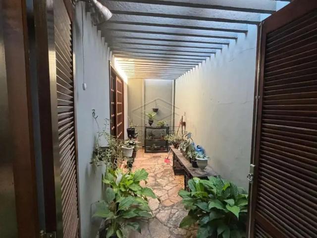 Casa venda em Região Imediata de Bauru, Bauru