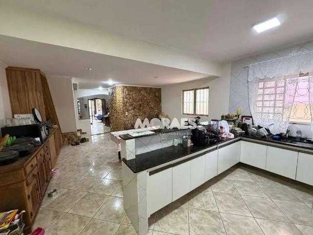 Casa venda em Região Imediata de Bauru, Bauru