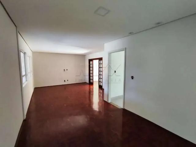 Casa venda em Região Imediata de Bauru, Bauru