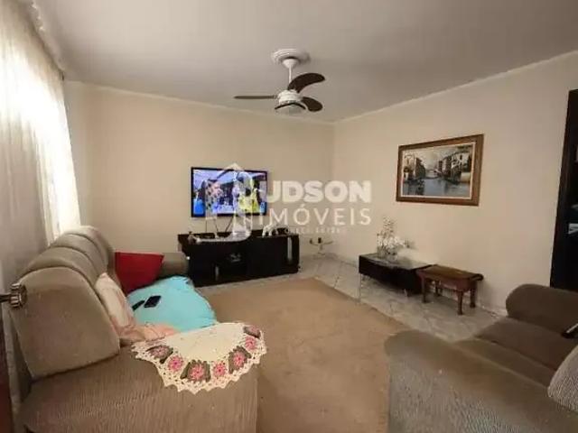 Casa venda em Região Imediata de Bauru, Bauru