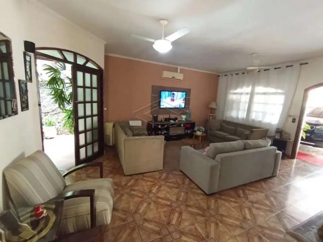 Casa venda em Região Imediata de Bauru, Bauru
