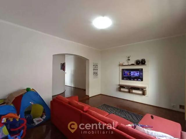 Casa venda em Região Imediata de Bauru, Bauru