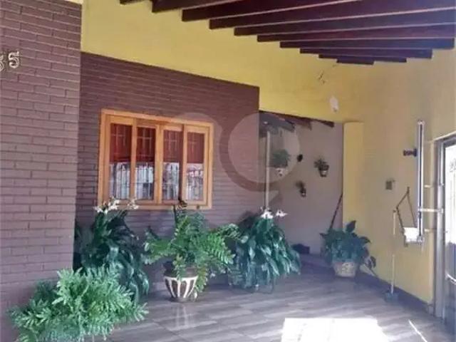 Casa venda em Região Imediata de Bauru, Bauru
