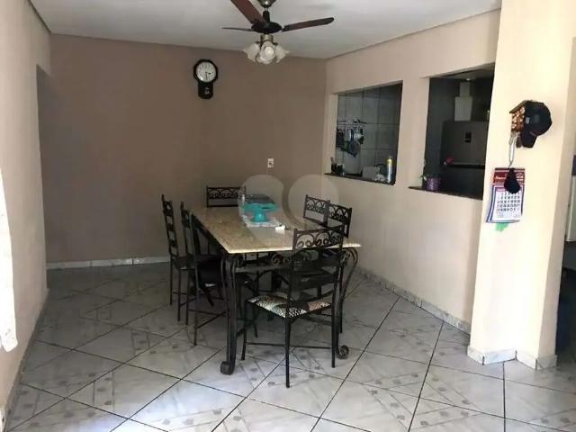 Casa venda em Região Imediata de Bauru, Bauru