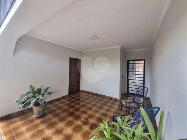 Casa venda em Região Imediata de Bauru, Bauru