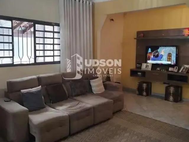 Casa venda em Região Imediata de Bauru, Bauru