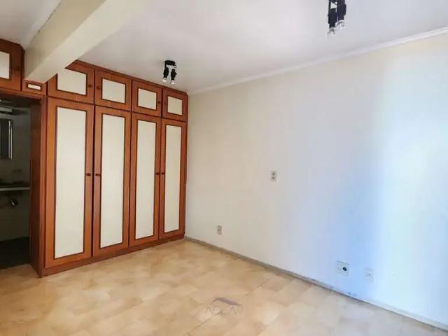 Casa venda em Região Imediata de Bauru, Bauru
