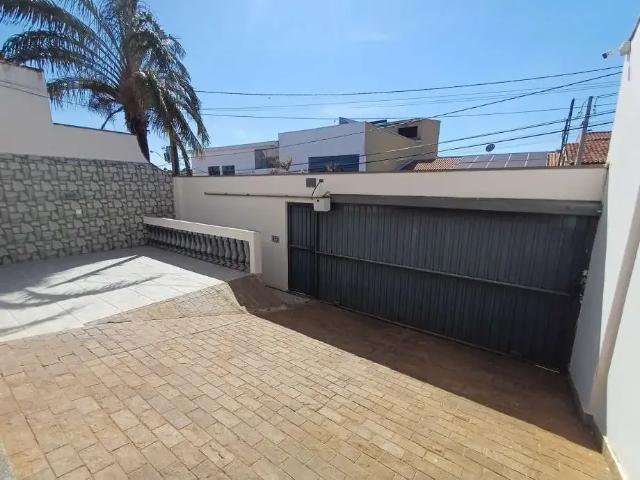 Casa venda em Região Imediata de Bauru, Bauru