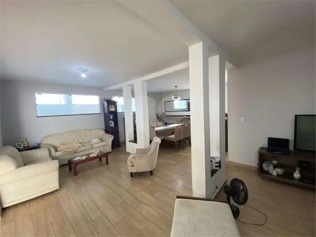 Casa venda em Região Imediata de Bauru, Bauru