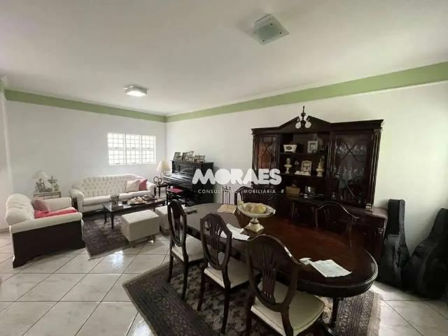 Casa venda em Região Imediata de Bauru, Bauru