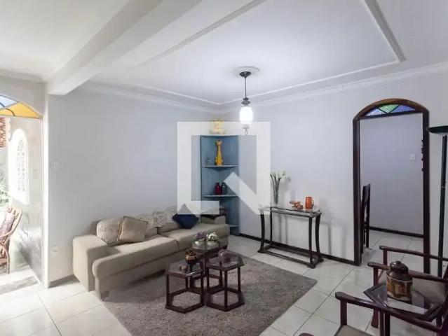 Casa venda em Alípio de Melo, Belo Horizonte