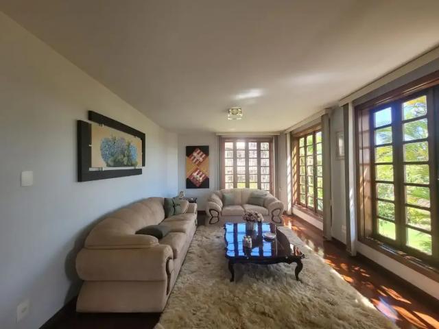 Casa venda em Álvaro Camargos, Belo Horizonte