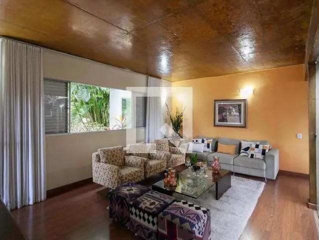 Casa venda em Região Geográfica Imediata de Belo Horizonte, Região Metropolitana de Belo Horizonte