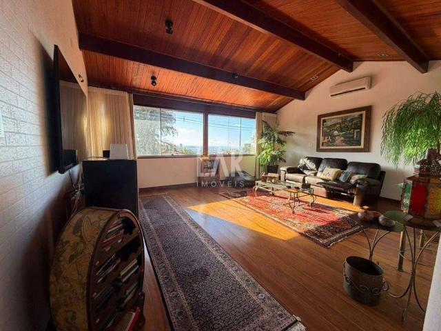 Casa venda em Regional Centro-Sul, Belo Horizonte