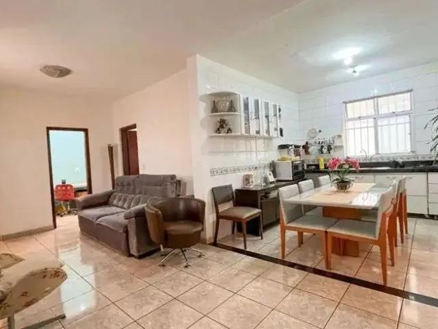 Casa venda em Região Geográfica Imediata de Belo Horizonte, Região Metropolitana de Belo Horizonte