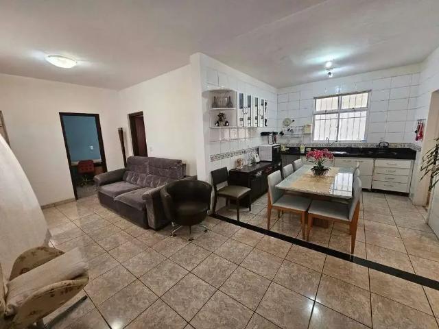 Casa venda em Região Geográfica Imediata de Belo Horizonte, Região Metropolitana de Belo Horizonte