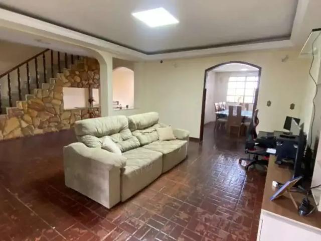 Casa venda em Região Geográfica Imediata de Belo Horizonte, Região Metropolitana de Belo Horizonte