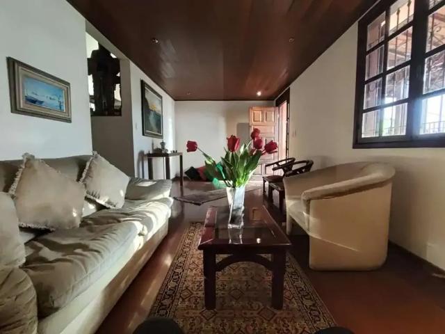 Casa venda em Região Geográfica Imediata de Belo Horizonte, Região Metropolitana de Belo Horizonte