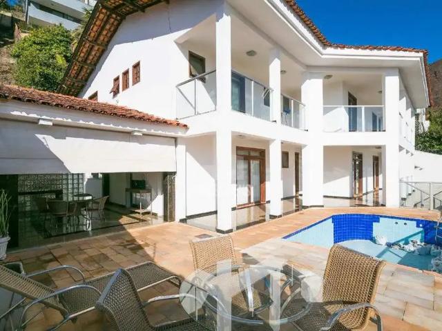 Casa venda em Região Geográfica Imediata de Belo Horizonte, Região Metropolitana de Belo Horizonte
