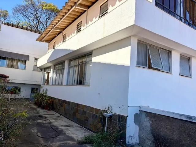 Casa venda em Regional Centro-Sul, Belo Horizonte