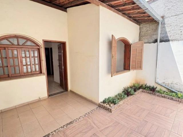 Casa venda em Belo Horizonte, Região Geográfica Intermediária de Belo Horizonte