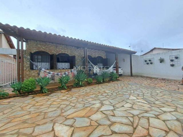 Casa venda em Ouro Preto, Belo Horizonte